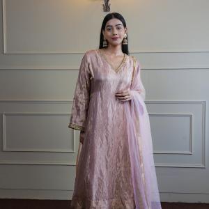 PAKISTANI SUIT