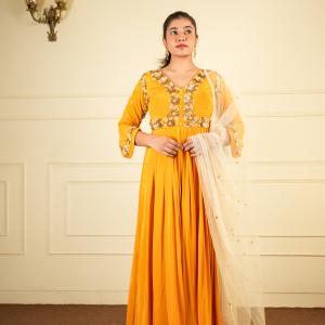 SHORT JACKET SHARARA SET